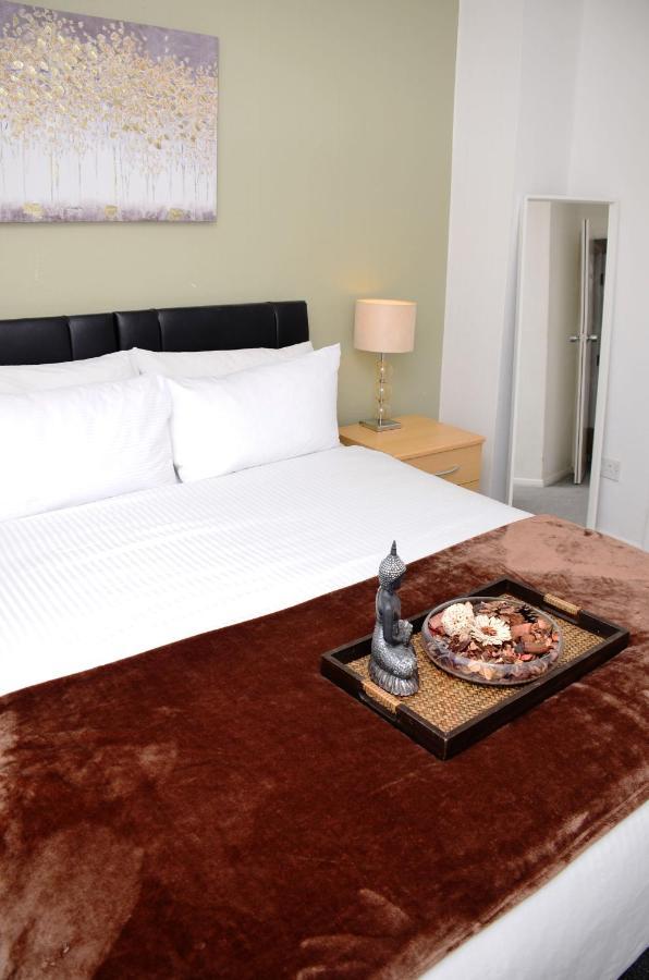 Sm Dreams Unlimited Serviced Accommodation- Stanwell-Staines-Heathrow Esterno foto