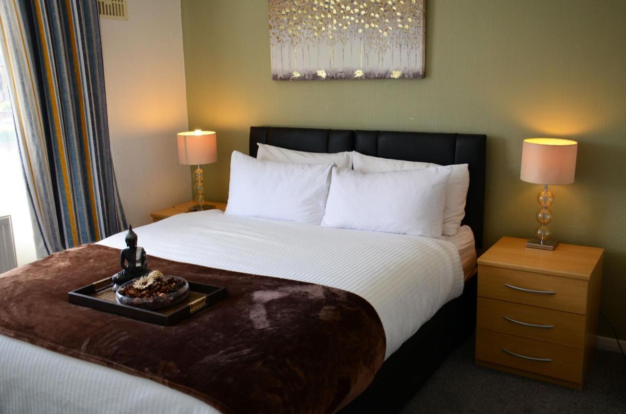 Sm Dreams Unlimited Serviced Accommodation- Stanwell-Staines-Heathrow Esterno foto